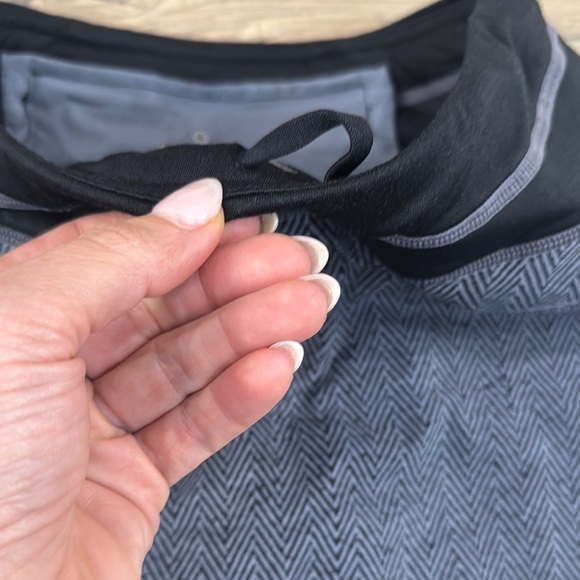 Athleta Women's Black and Gray Herringbone Skirted Leggings - Picture 8 of 16